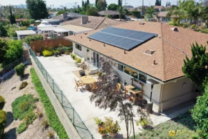 Roof with solar panel in San Diego, remodelling by Peak Builders