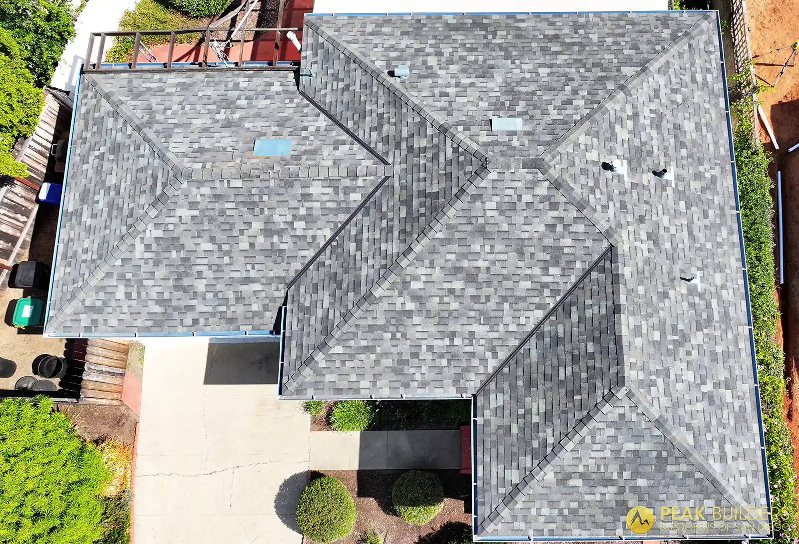 Asphalt Shingle roof