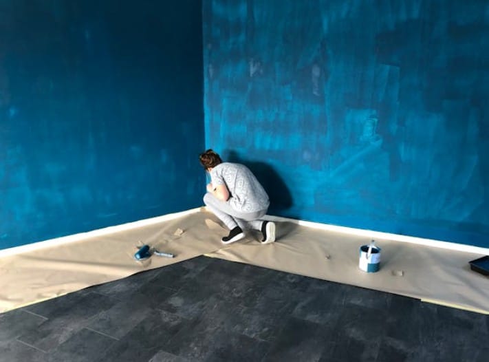 Should You Paint Trim or Walls First